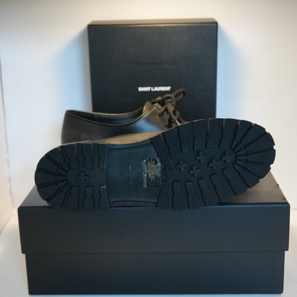 Yves SAINT LAURENT main image 8